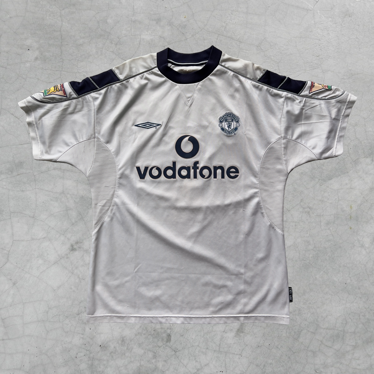 2000/01 Manchester United FC Away Shirt - #7 BECKHAM